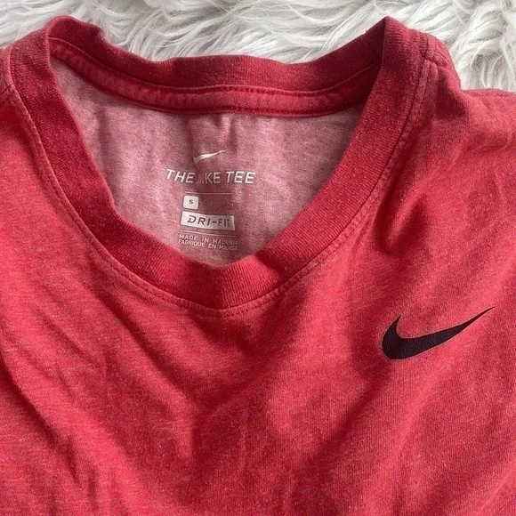 NIKE Tee Shirt‎ - Picture 3 of 3